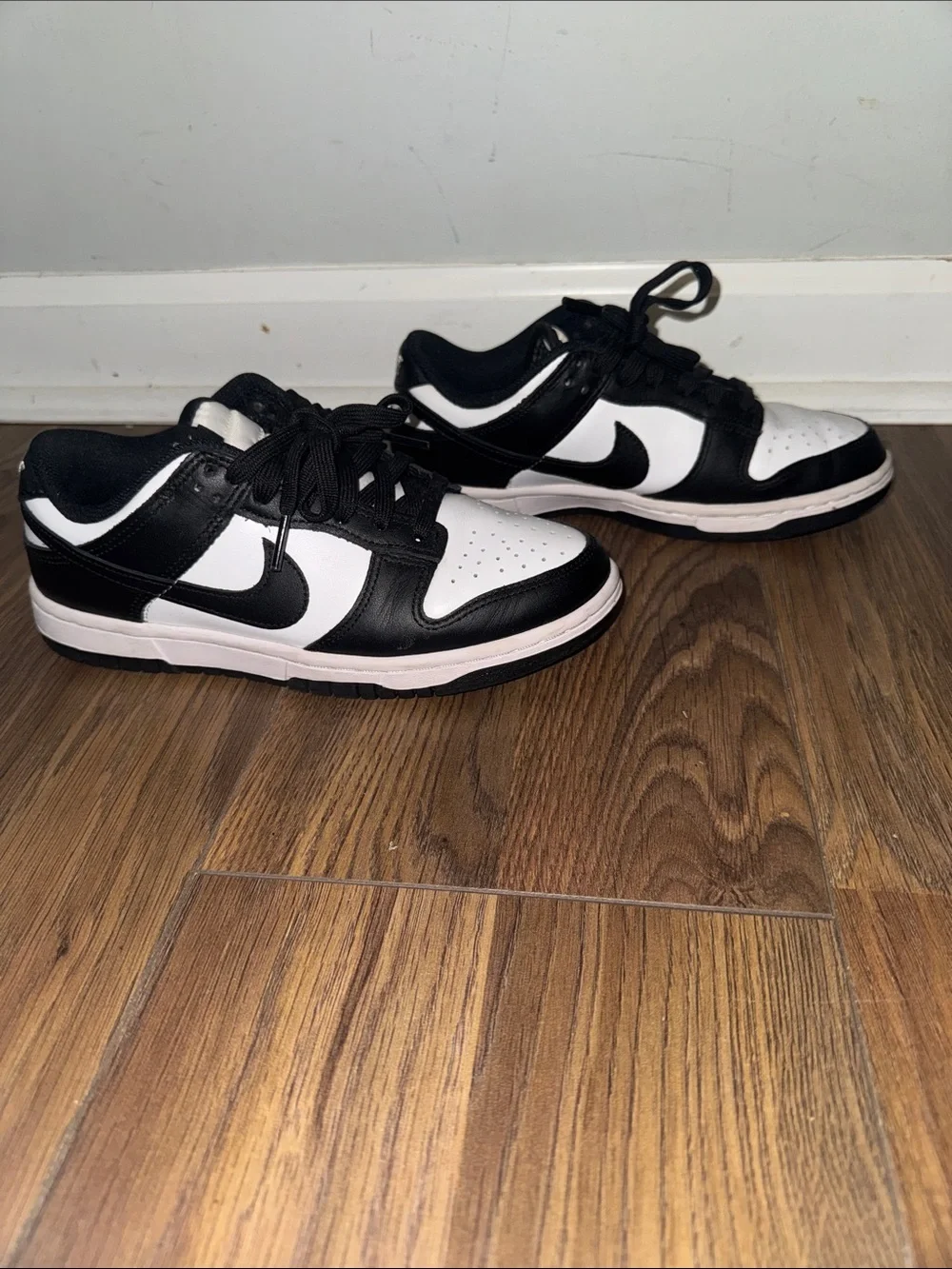 Nike Women’s Black and White Low-Top Sneakers